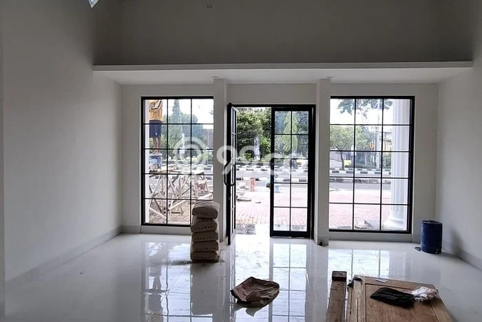 Rumah Cantik Siap Huni Di Depok Luas 600m2 Aman Rumah Cantik Siap Huni Di Depok Luas 600m2 Aman