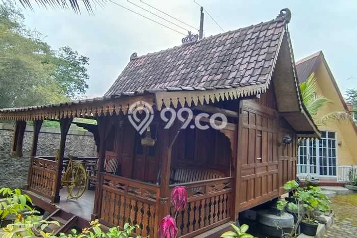 Jual Segera! Vila Kawasan Turi, Ukuran 1126m2m², Posisi Premium akses ke berbagai kebutuhan Jual Segera! Vila Kawasan Turi, Ukuran 1126m2m², Posisi Premium akses ke berbagai kebutuhan