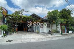AREA KOMERSIAL! Gudang di Mlati, Luas 350m2m², Lokasi Premium AREA KOMERSIAL! Gudang di Mlati, Luas 350m2m², Lokasi Premium