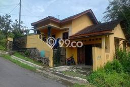 Jual Rumah Harga Miring Windusari Punya 2 KT & LT 700m2 Jual Rumah Harga Miring Windusari Punya 2 KT & LT 700m2