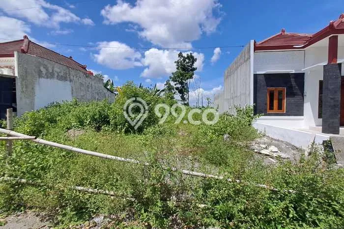 Lahan Kosong Dijual di Prambanan, Klaten, Luas 114m2 Area Strategis Lahan Kosong Dijual di Prambanan, Klaten, Luas 114m2 Area Strategis