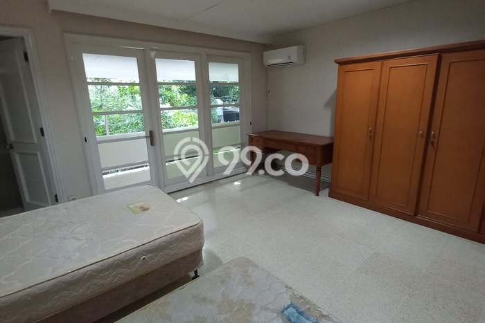 HUNIAN PREMIUM! Rumah di Kebayoran Baru, 5 KT, Kawasan Prospektif, Luas 592m2m² LB 800m2m² HUNIAN PREMIUM! Rumah di Kebayoran Baru, 5 KT, Kawasan Prospektif, Luas 592m2m² LB 800m2m²