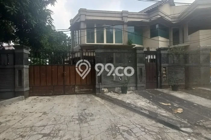 Dijual! Komersial di Wijaya Jakarta Selatan LT 655m2 / LB 318m2 Kawasan Strategis Dijual! Komersial di Wijaya Jakarta Selatan LT 655m2 / LB 318m2 Kawasan Strategis