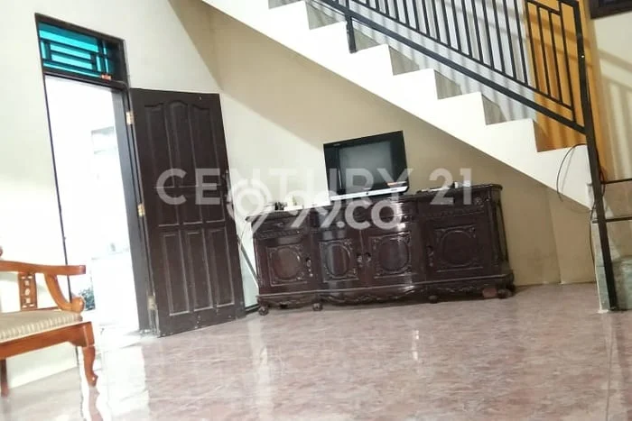 Area Ramai! Ruko Dijual di Plumbon untuk Bisnis Luas Bangunan 250m2 Area Ramai! Ruko Dijual di Plumbon untuk Bisnis Luas Bangunan 250m2