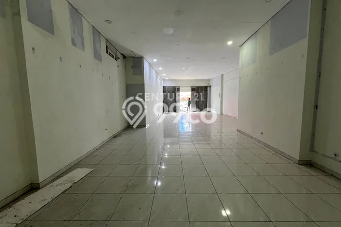 Untuk Disewa Ruko di Kejaksan Cirebon LT 130m2, LB 130m2 Untuk Disewa Ruko di Kejaksan Cirebon LT 130m2, LB 130m2