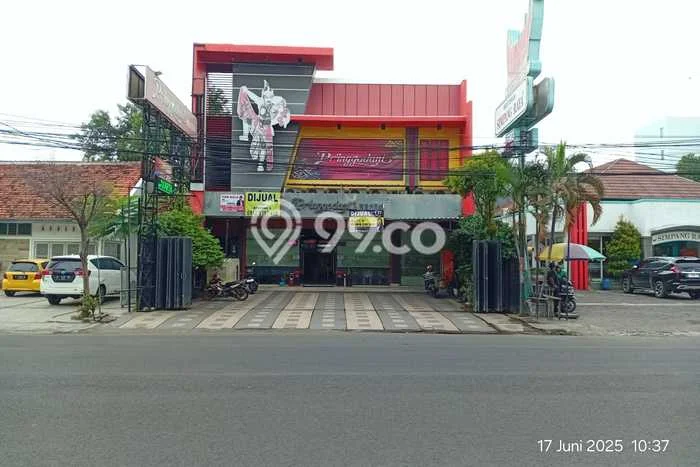 SPECIAL PROPERTY! Rumah area Kejaksan, LT 509m² LB 860m² SPECIAL PROPERTY! Rumah area Kejaksan, LT 509m² LB 860m²
