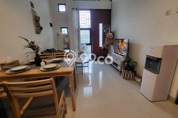Rumah Modern Cantik 2 KT Siap Huni di Ciputat Rumah Modern Cantik 2 KT Siap Huni di Ciputat