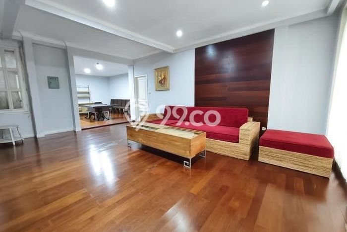 Ready to Use! Premium House LT 635m2 Desain Elegan di Mampang Ready to Use! Premium House LT 635m2 Desain Elegan di Mampang