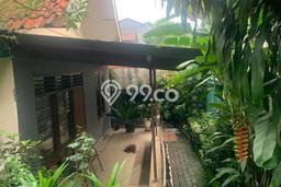 For Sale! Luxury House LT 365m2 Desain Modern di Gandaria For Sale! Luxury House LT 365m2 Desain Modern di Gandaria