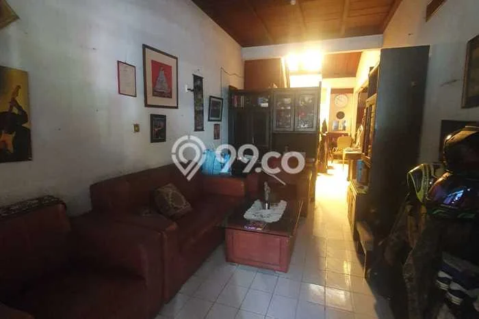 Dijual Rumah 4 Kamar Lokasi Strategis Bagus dan Strategis di Ciputat Timur Dijual Rumah 4 Kamar Lokasi Strategis Bagus dan Strategis di Ciputat Timur