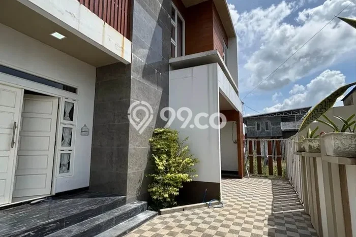 Rumah Modern 5 Kamar LT 500m2 di Banjarmasin Selatan Rumah Modern 5 Kamar LT 500m2 di Banjarmasin Selatan