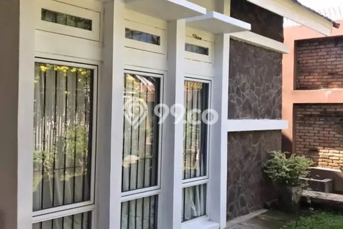 KESEMPATAN EMAS! Rumah Premium di Padang Timur, Padang, Luas 561m² LB 200m² KESEMPATAN EMAS! Rumah Premium di Padang Timur, Padang, Luas 561m² LB 200m²