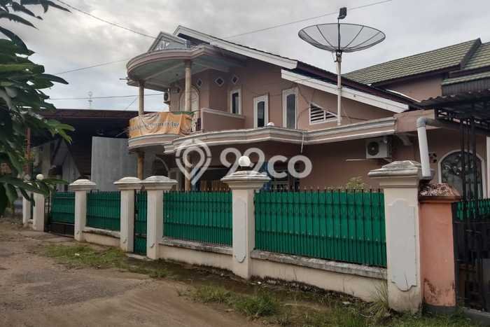 Hunian Cantik Modern Lb 200m2 di Kota Baru, Jambi Hunian Cantik Modern Lb 200m2 di Kota Baru, Jambi