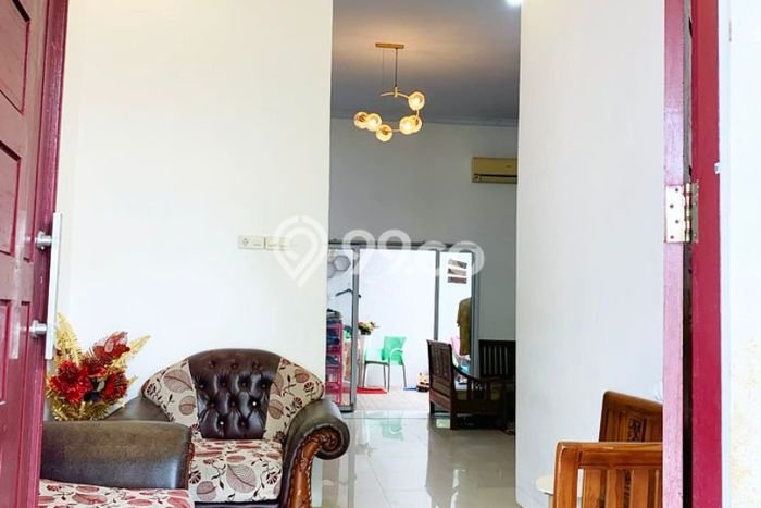 Rumah Bagus di Tampan, Pekanbaru, Luas 135m² LB 100m² HARGA MENARIK! Rumah Bagus di Tampan, Pekanbaru, Luas 135m² LB 100m² HARGA MENARIK!
