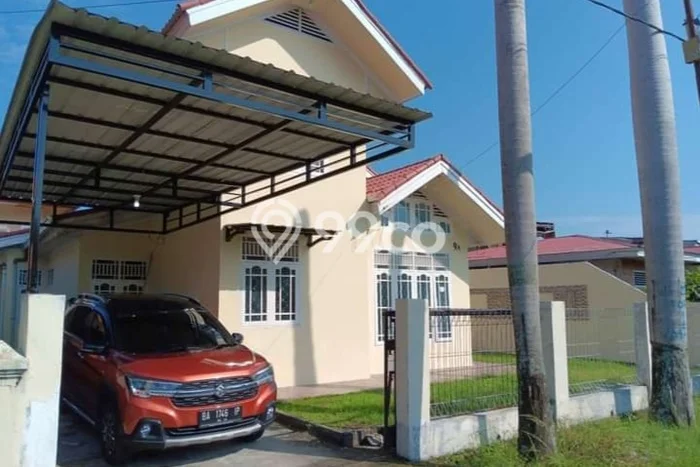 For Sale Rumah 4 Kamar Lokasi Ideal Bagus dan Strategis di Padang Utara For Sale Rumah 4 Kamar Lokasi Ideal Bagus dan Strategis di Padang Utara