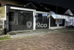 Rumah Strategis Minimalis Lb 168m2 di Balikpapan Kota, Balikpapan Rumah Strategis Minimalis Lb 168m2 di Balikpapan Kota, Balikpapan