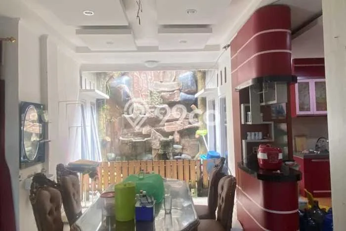 Dijual Rumah 5 Kamar Lokasi Ideal Nyaman dan Strategis di Nanggalo Dijual Rumah 5 Kamar Lokasi Ideal Nyaman dan Strategis di Nanggalo