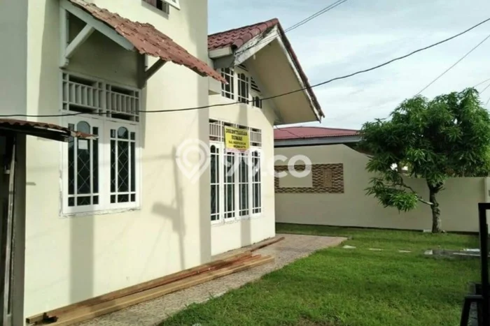 For Sale Rumah 4 Kamar Lokasi Ideal Bagus dan Strategis di Padang Utara For Sale Rumah 4 Kamar Lokasi Ideal Bagus dan Strategis di Padang Utara
