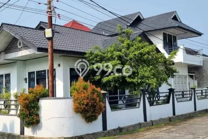 Rumah Strategis Koto Tangah, Padang, Luas 214m² Bangunan 150m² Rumah Strategis Koto Tangah, Padang, Luas 214m² Bangunan 150m²