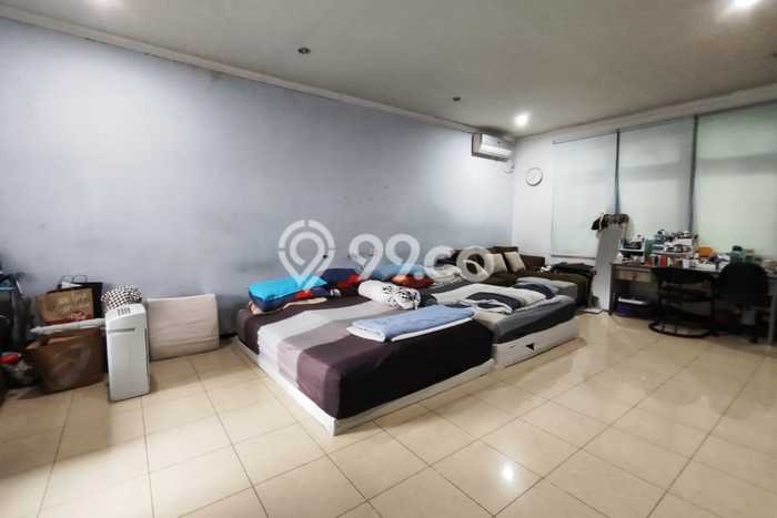For Sale! Luxury House LT 439m2 Desain Elegan di Puri Indah For Sale! Luxury House LT 439m2 Desain Elegan di Puri Indah