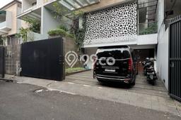 For Sale! Premium House LT 238m2 Desain Modern di Radio Dalam For Sale! Premium House LT 238m2 Desain Modern di Radio Dalam