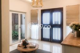 Hunian Elit LB 200m2 Siap Pakai Desain Elegan di Alam Sutera, Tangerang Hunian Elit LB 200m2 Siap Pakai Desain Elegan di Alam Sutera, Tangerang