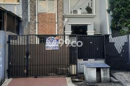Rumah Luas Asri 3 KT Siap Pakai di Sunter Jakarta Utara Rumah Luas Asri 3 KT Siap Pakai di Sunter Jakarta Utara