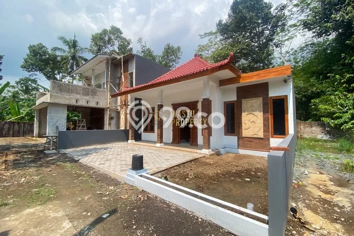For Sale Rumah 3 Kamar Lokasi Ideal Bagus dan Strategis di Borobudur For Sale Rumah 3 Kamar Lokasi Ideal Bagus dan Strategis di Borobudur