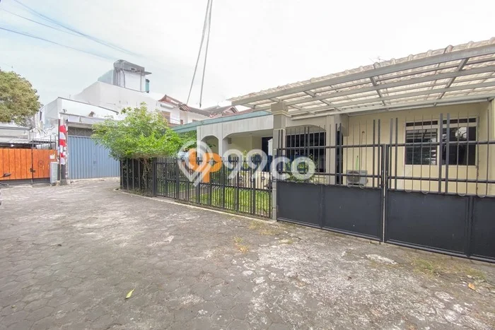 BEST INVESTMENT! Rumah di Caturtunggal, Luas 435m² Bangunan 350m² BEST INVESTMENT! Rumah di Caturtunggal, Luas 435m² Bangunan 350m²