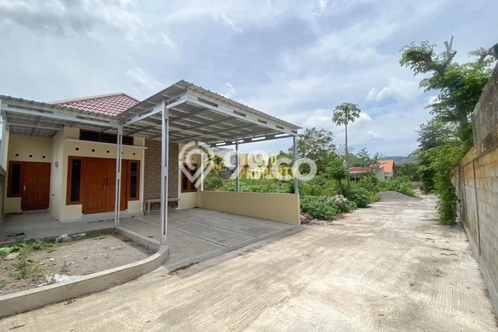 Rumah Minimalis Dijual di Prambanan 2 Kamar dengan LT 119m2 Rumah Minimalis Dijual di Prambanan 2 Kamar dengan LT 119m2