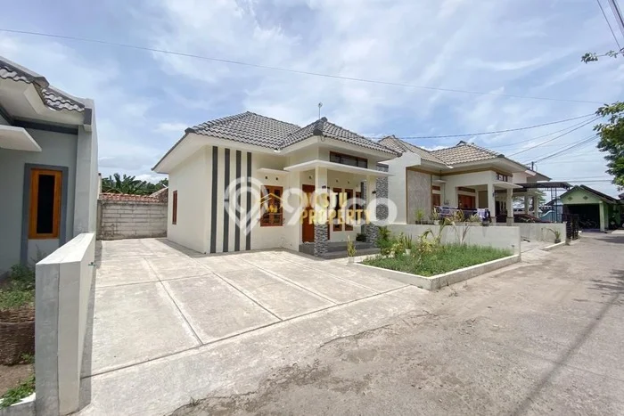 Rumah Minimalis Dijual di Prambanan 2 Kamar dengan LT 119m2 Rumah Minimalis Dijual di Prambanan 2 Kamar dengan LT 119m2