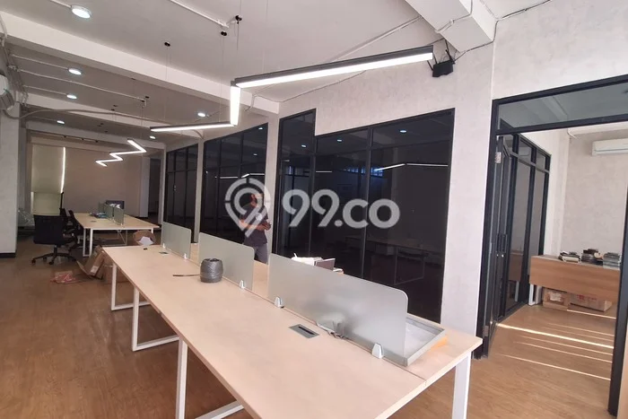 Kantor Disewa di Tangerang dengan LB 340m2 Area Komersial Ramai Kantor Disewa di Tangerang dengan LB 340m2 Area Komersial Ramai