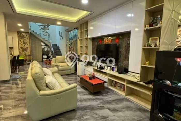 Siap Huni Rumah Mewah 2 Kamar di Cipondoh Dekat ke Mana Pun Siap Huni Rumah Mewah 2 Kamar di Cipondoh Dekat ke Mana Pun