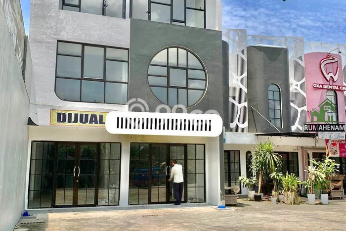 Ruko Bagus Dijual LB 157m2 Lokasi Strategis Jakarta Selatan Area Cocok untuk Berbisnis Ruko Bagus Dijual LB 157m2 Lokasi Strategis Jakarta Selatan Area Cocok untuk Berbisnis