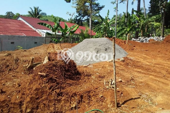 Lahan Dijual Lokasi Ungaran Timur, Semarang dengan Luas Tanah 74m2 dan Status SHM Lahan Dijual Lokasi Ungaran Timur, Semarang dengan Luas Tanah 74m2 dan Status SHM