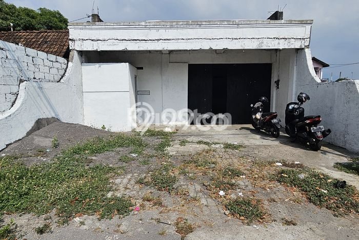 Ruko Tempat Usaha Tepi Jalan Nasional Di Wilayah Bawen Ruko Tempat Usaha Tepi Jalan Nasional Di Wilayah Bawen