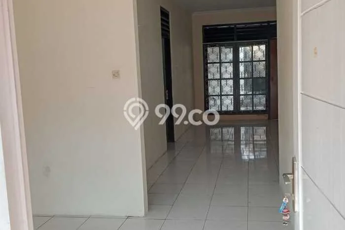 Lokasi terbaik! Rumah siap pakai dikontrakkan di Banyumanik LB 155m2 Lokasi terbaik! Rumah siap pakai dikontrakkan di Banyumanik LB 155m2