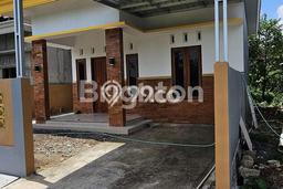 Rumah LT 120m² / LB 72m² Dekat Rumah Sakit di Gunung Pati, Semarang Rumah LT 120m² / LB 72m² Dekat Rumah Sakit di Gunung Pati, Semarang