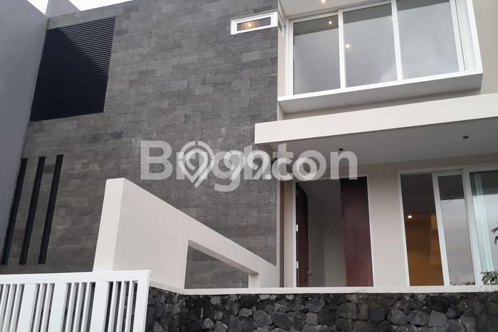 Dijual Cepat Rumah Bagus Siap Huni LB 550m2 di Ungaran Barat, Semarang Dijual Cepat Rumah Bagus Siap Huni LB 550m2 di Ungaran Barat, Semarang