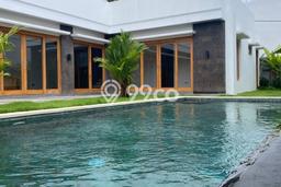 PELUANG INVESTASI! Vila Kawasan , Area 600m2m², Hasil Tinggi PELUANG INVESTASI! Vila Kawasan , Area 600m2m², Hasil Tinggi
