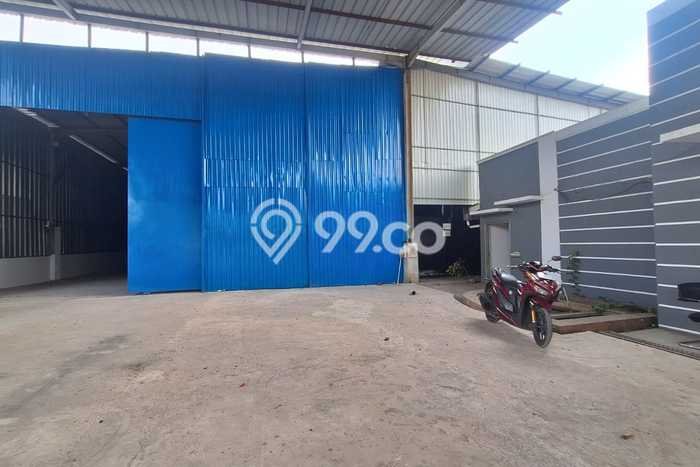 Gudang disewakan di Tambun Selatan Bekasi dengan luas bangunan 1800m2 Gudang disewakan di Tambun Selatan Bekasi dengan luas bangunan 1800m2