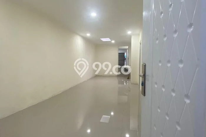 AREA BISNIS! Ruko di Cicaheum, Luas 102m2m², Lokasi Premium AREA BISNIS! Ruko di Cicaheum, Luas 102m2m², Lokasi Premium