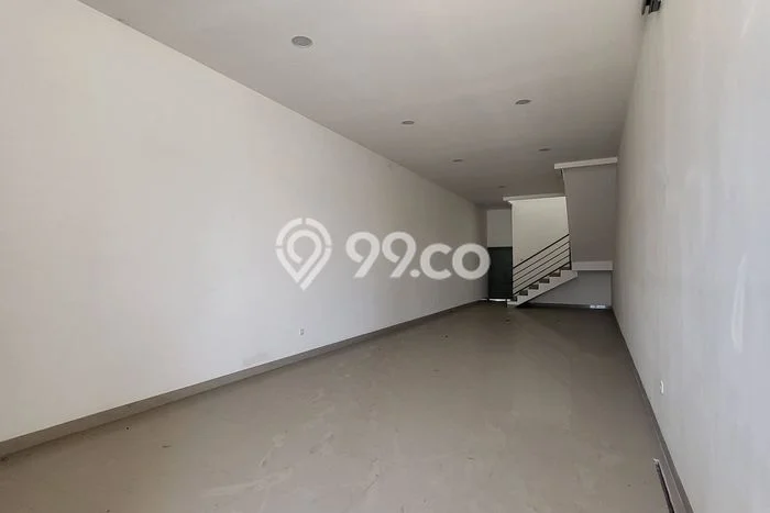 Dijual Ruko Area Bisnis Kawasan , Luas 174m2m², Jalan Utama Dijual Ruko Area Bisnis Kawasan , Luas 174m2m², Jalan Utama