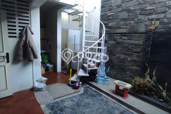 BEST DEAL! Rumah area Turangga, 1 KM, Akses Mudah Pusat Kota, Luas 130m2m² Bangunan 130m2m² BEST DEAL! Rumah area Turangga, 1 KM, Akses Mudah Pusat Kota, Luas 130m2m² Bangunan 130m2m²