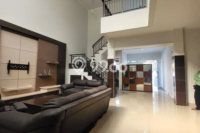 Rumah LT 180m² di Pinggir Kota Batununggal, Bandung - Lokasi Strategis Rumah LT 180m² di Pinggir Kota Batununggal, Bandung - Lokasi Strategis