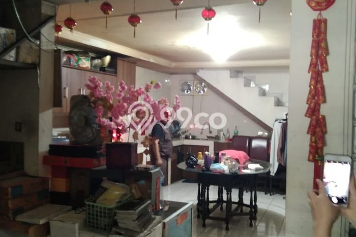 Rumah Elit Modern Tanpa Renovasi di Garuda Bandung Rumah Elit Modern Tanpa Renovasi di Garuda Bandung