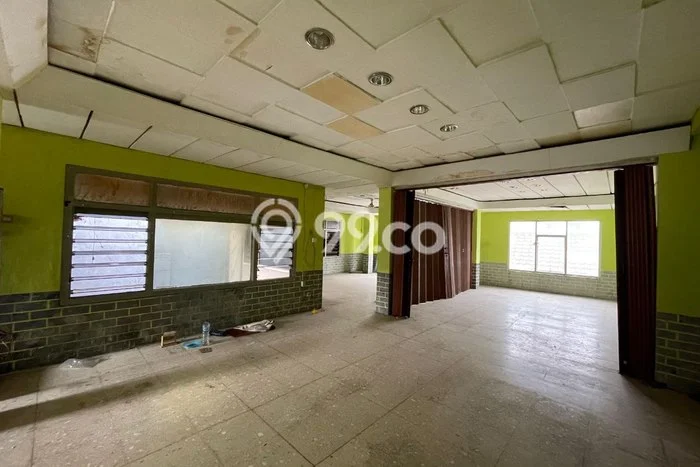 Ruko untuk disewa di Andir punya LT 209m2 & LB 450m2 harga sewa kompetitif Ruko untuk disewa di Andir punya LT 209m2 & LB 450m2 harga sewa kompetitif