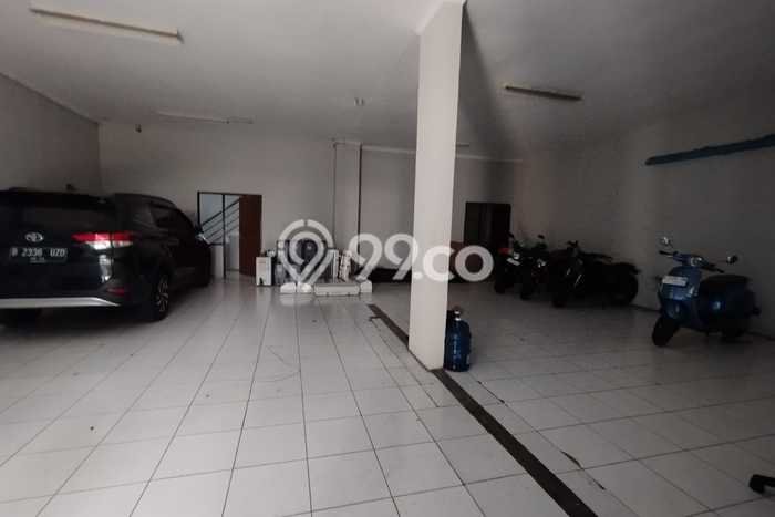 Disewakan Ruko di Kawasan Ramai Gatot Subroto Luas 455m2 Disewakan Ruko di Kawasan Ramai Gatot Subroto Luas 455m2