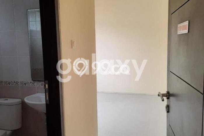 Rumah sewa siap pakai 3 Kamar Tidur di Pakuwon City, Surabaya Rumah sewa siap pakai 3 Kamar Tidur di Pakuwon City, Surabaya