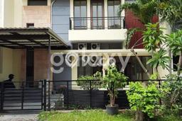 Rumah sewa siap pakai 3 Kamar Tidur di Pakuwon City, Surabaya Rumah sewa siap pakai 3 Kamar Tidur di Pakuwon City, Surabaya